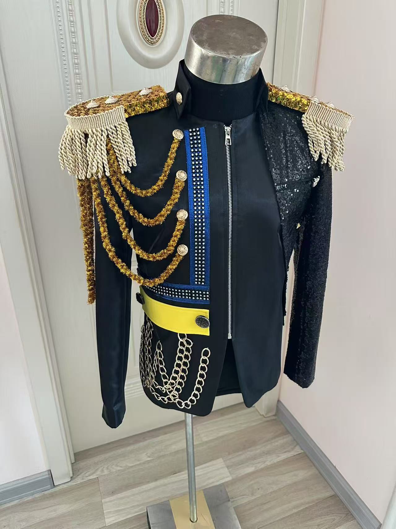 新しい男性タッセルロイヤルジャケットウェディングパーティー宴 - Men Formal Wear Jacket のレビューと価格